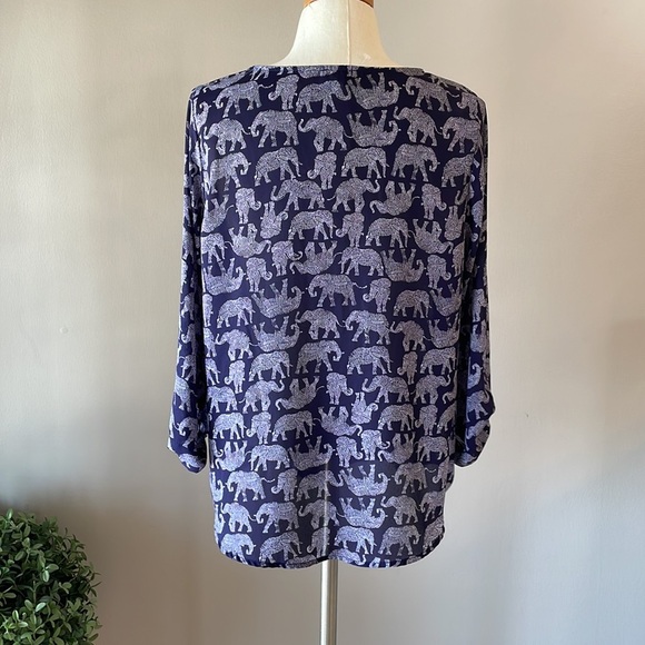 ALL OVER ELEPHANT PRINT Mix by 41 Hawthorn women’s blouse roll tab sleeve Med - Picture 4 of 10
